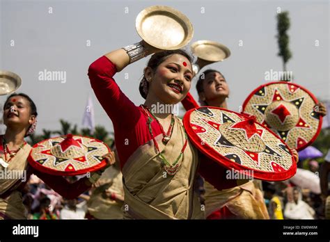 April 15 2015 Sivasagar Assam India Girls Perform Bihu Dance At The Historic Rangghar