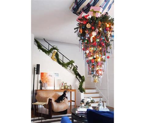 Suggest as a translation of hanging upside down copy Top 10 Alternative Christmas Trees | MiNDFOOD