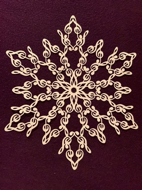 I Love Making Paper Snowflakes And I Recently Got A Cricut It Lets Me