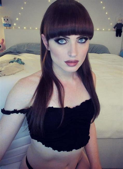 Natalie Mars Transgender Women Transsexual Woman Pinup Girl Clothing