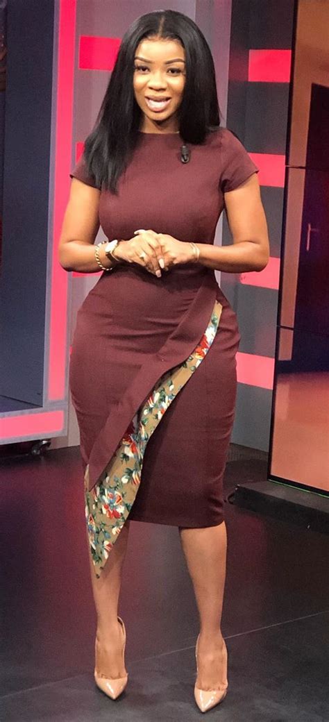 How To Look Classy Like Serwaa Amihere Outfits In African