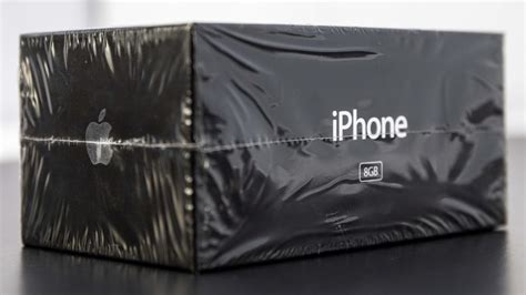 First Gen Iphone Sealed In Original Box Goes For 63000 At Auction