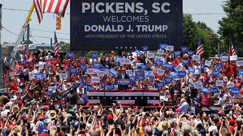 Trump Draws Massive Crowd Of At Least 50k In Small South Carolina Town
