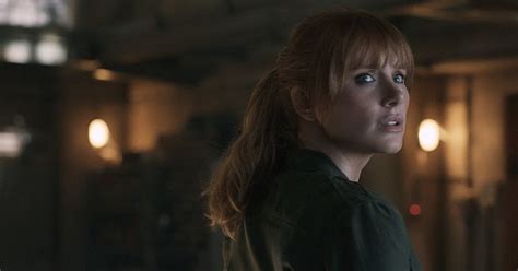 ‘jurassic World Dominion First Still Shows Claire Deep In Trouble