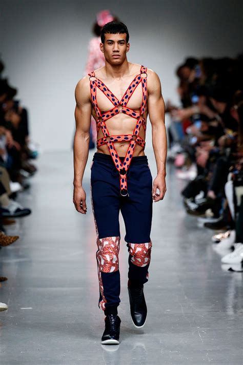 The 22 Most Outrageous Looks From London Mens Fashion Week Huffpost Life