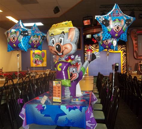 Youre A Birthday Star At Chuck E Cheese Chuck E Cheese Birthday