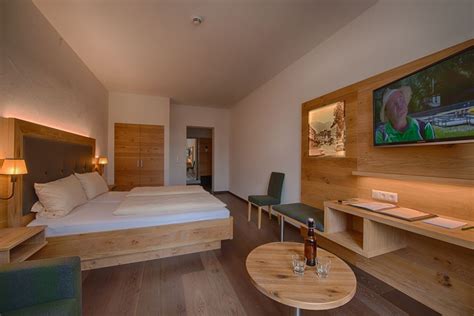 In murnau am staffelsee sind 0 immobilien für den objekttyp wohnung zum kauf verfügbar. #Hotel & #Gasthof #Griesbräu zu Murnau in Murnau am # ...