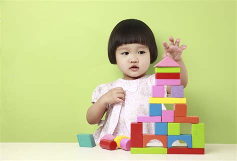 Children are already learning at birth, and they develop and learn at a rapid pace in their early yea. Tips to help kids develop problem solving ability - Magic ...