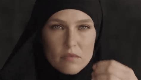 pluralist israeli supermodel bar refaeli rips off niqab in controversial new ad