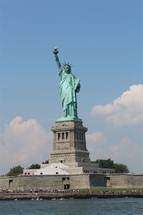 New York Estatua De La Libertad New York Attractions Statue Of