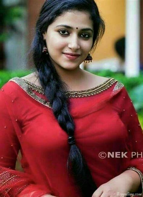 Anu Sithara Hot Photos Malayalam Beautiful Actress In 2020