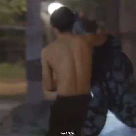 On Twitter Rt Jjongshuji You Know What I Really Think About This Episode Where Naked Guys