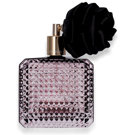 As soon as i laid my eyes on this if i had more space in my room (and no kids with grabby hands), i would have my vanity in there, and i would cover it in victoria's secret perfume bottles. Victoria's Secret Scandalous Eau de Parfum 100ml ...