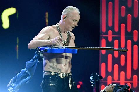 Def Leppards Phil Collen Was Not Formally Asked To Join The Band