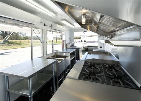 ¿cómo Convertir Tu Camión En Un Food Truck Incapower Interior De Food Truck Camión De