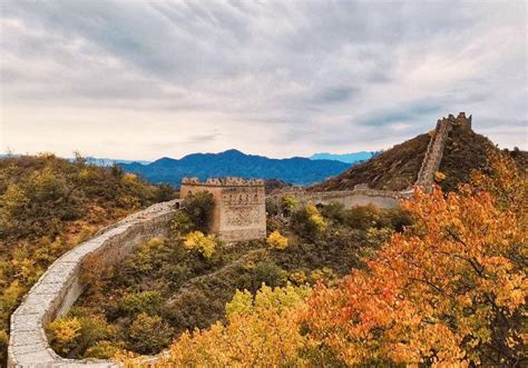 Great Wall Of China Looks Even More Beautiful In Autumn Picturesofchina