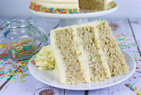 The Best Vegan Vanilla Cake Recipe Gretchen S Vegan Bakery
