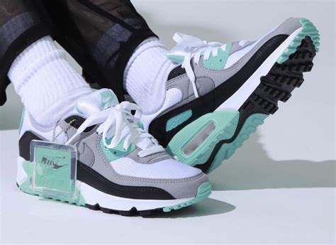Nike Air Max 90 Turquoise Now Arriving Overseas •