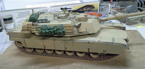 Academy 135 Scale M1a1 Abrams Imodeler