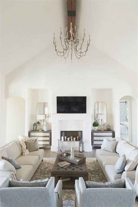 30 Elegant Farmhouse Living Room Decor Ideas 25