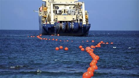les projets de câbles sous marins intercontinentaux se multiplient les echos