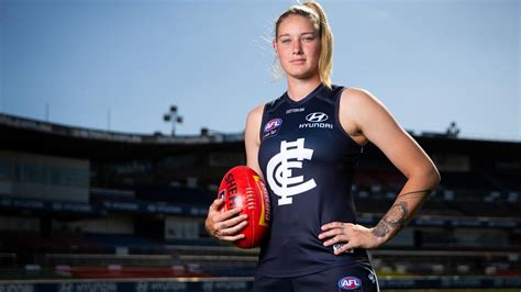 Tayla Harris How Melbourne Aflw Teammates Reacted To Her Arrival The