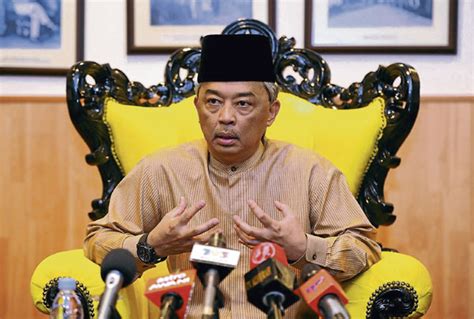 The succession issue will not be confirmed before jan. Football-famous Tengku Abdullah set to be Malaysia's ...