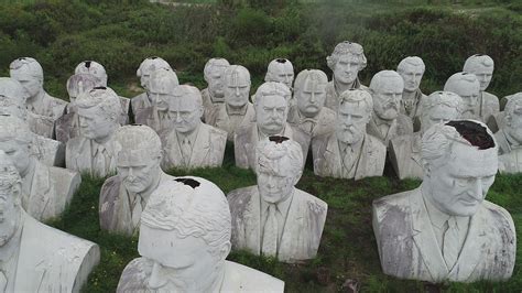 Giant Statues Of 42 Us Presidents Are Hidden On A Farm In Rural