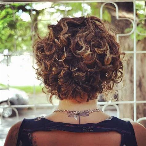 12 Curly Brown Hairstyles With Blonde Highlights