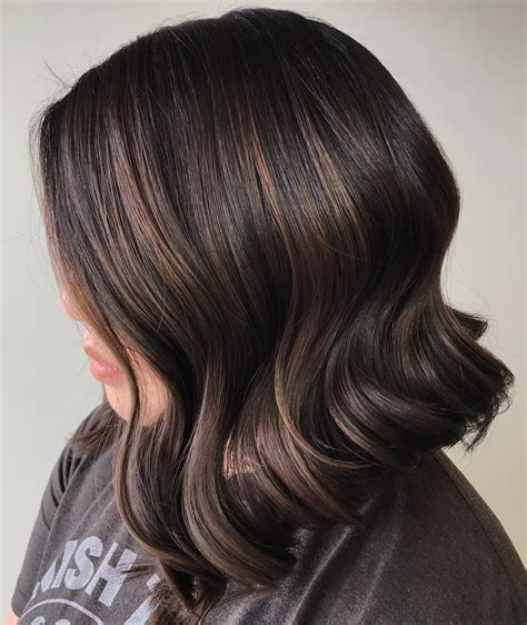 Brown Hair With Subtle Highlights