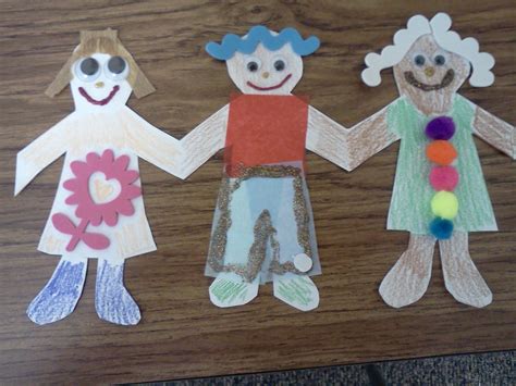 Friendship crafts, Preschool friendship, Storytime crafts