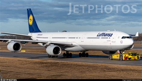 D Aihd Airbus A340 642 Lufthansa Markus Schwab Jetphotos