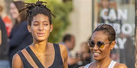 jada pinkett smith and daughter willow smith go shopping together over labor day weekend jada
