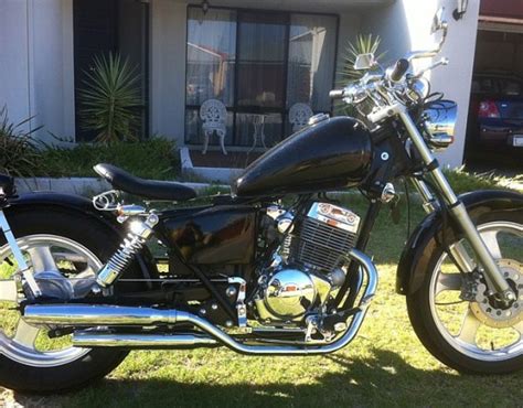 Post pics, suggestions, questions and instructions here. 2003 Honda Rebel CA250 - Gus1963 - Shannons Club