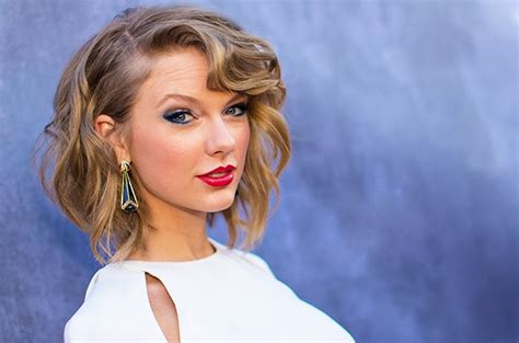 Taylor Swift 2014 Billboard Woman Of The Year Billboard Billboard