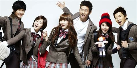 Romance, musical, comedia, escolar, juvenil. Back To School: Dramas That Will Get You Hyped For The ...