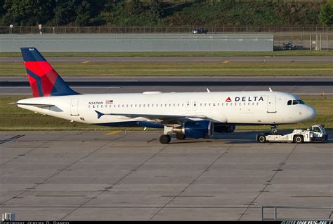 Airbus A320 211 Delta Air Lines Aviation Photo 5163589