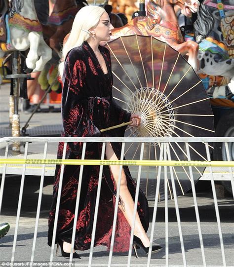 Lady Gaga Films American Horror Story Hotel In A Gothic Inspired Outfit Daily Mail Online
