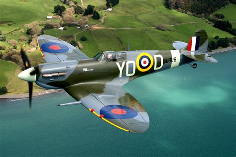Battle Of Britain See How Spitfire Wwii Fighter Planes Are Restored In