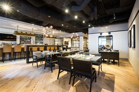 ALL WATER SEAFOOD & OYSTER BAR, Seattle - Restaurant Reviews, Photos
