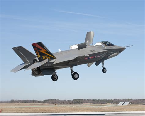 The Man Cave F 35 Joint Strike Fighter Jsf Lightning Ii