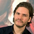 Daniel Brühl - Starporträt, News, Bilder | GALA.de