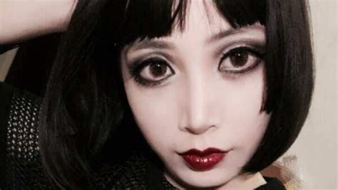 Chinese Goths Share Selfies To Protest Discrimination Sbs Chinese