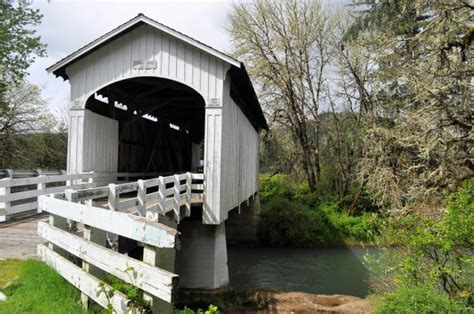 7 Reasons To Visit Cottage Grove The Covered Bridge Capital Of Oregon