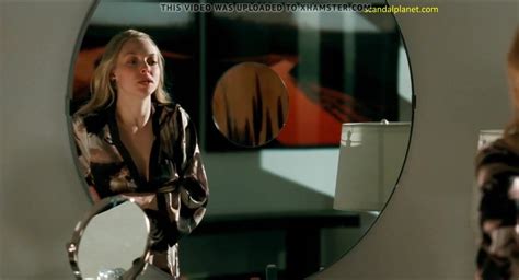 Amanda Seyfried Lesbo Scene In Chloe Scandalplanet Lesbian Porn