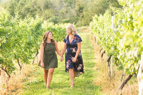 Gouveia Vineyards Engagement Session In Wallingford Ct Kate And Britt