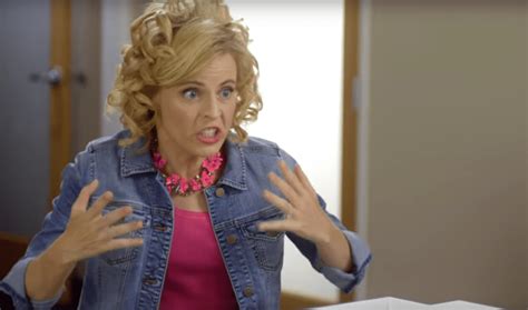 Lady Dynamite Trailer Released For Maria Bamford Netflix Series
