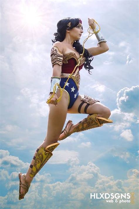 Awesome Wonder Woman Cosplay
