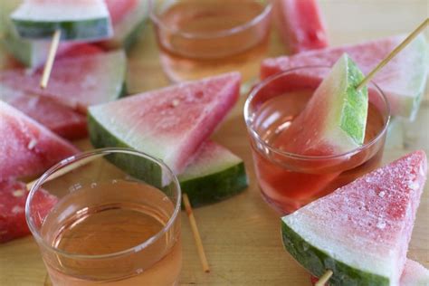 Perfect Skinny Recipe For Poolside Summers Drunken Watermelon Pops