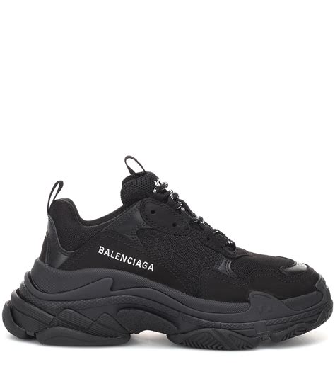 The latest collection from demna gvasalia. Balenciaga Triple S Sneakers in Black - Lyst